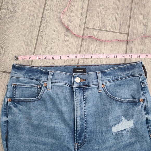 Express Super High Rise Mom Jeans Size 14 - Picture 8 of 14